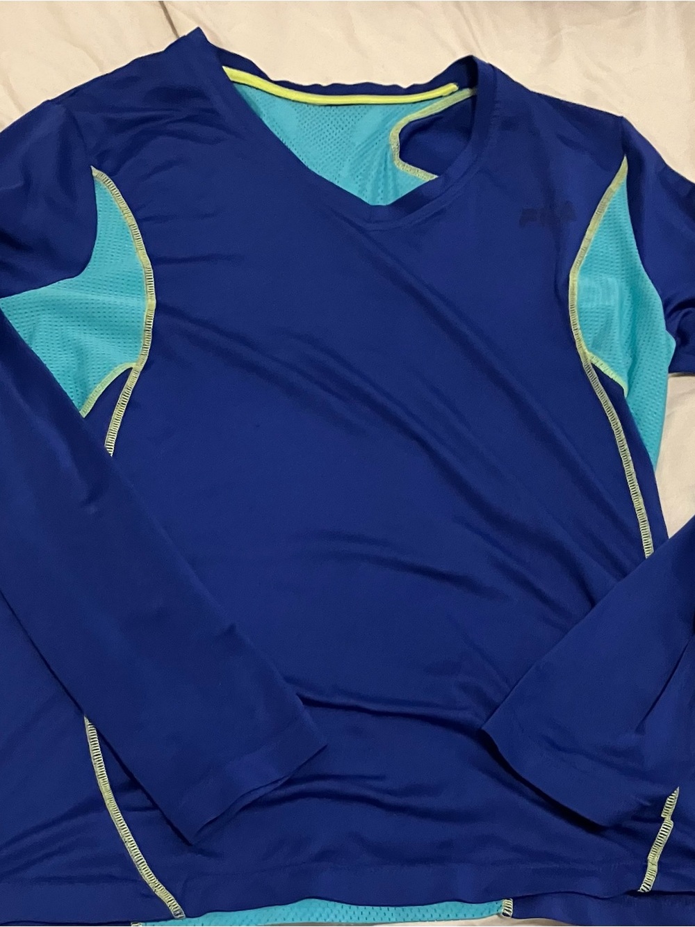 Women’s Fila Long-Sleeve Performance Top!Accepting Offers/Bundle Deals!